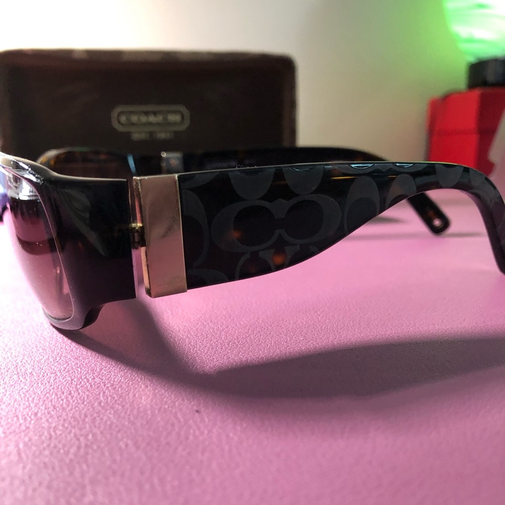 Coach Sunglasses - Picture 3 of 6